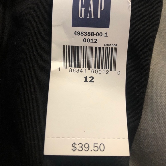 Basic GAP Skirt - Picture 3 of 3